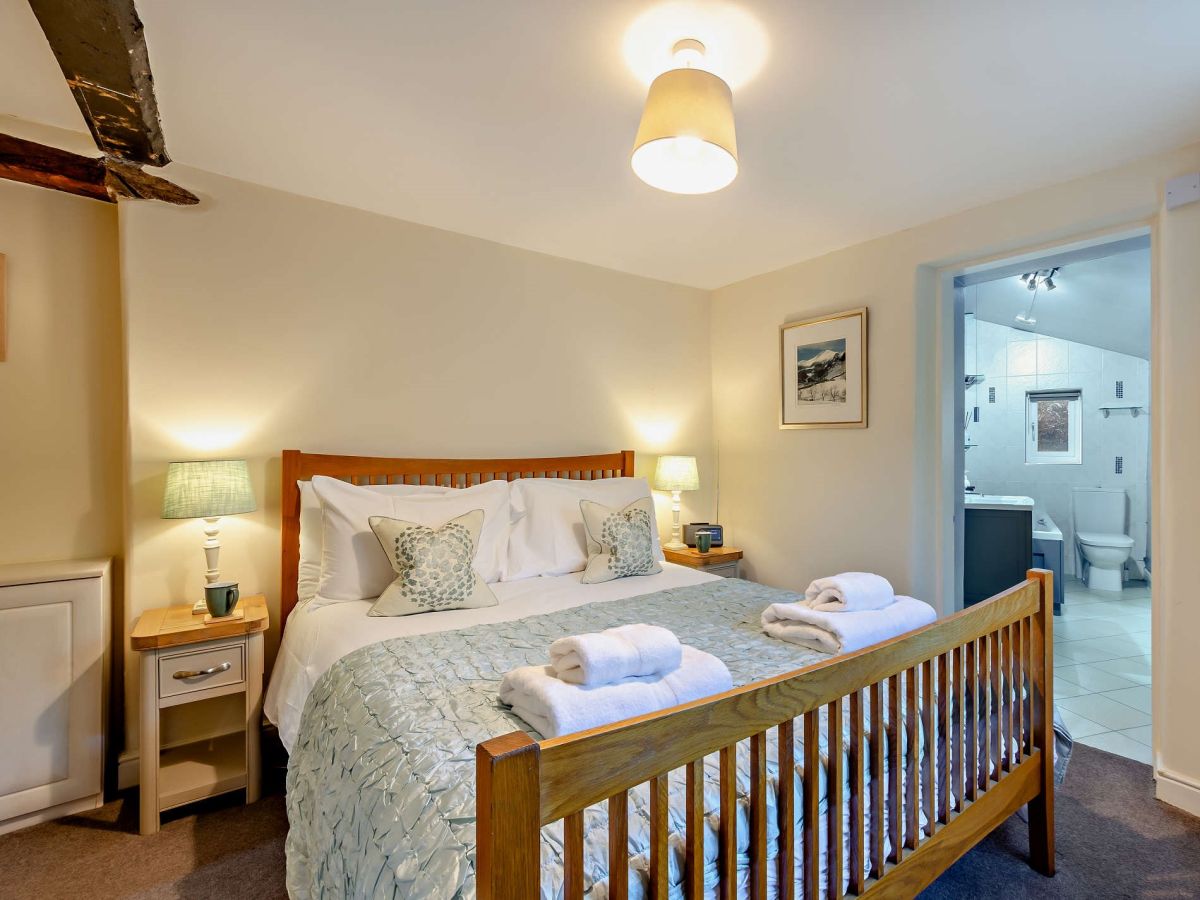 Stables Retreat, listing photograph 4
