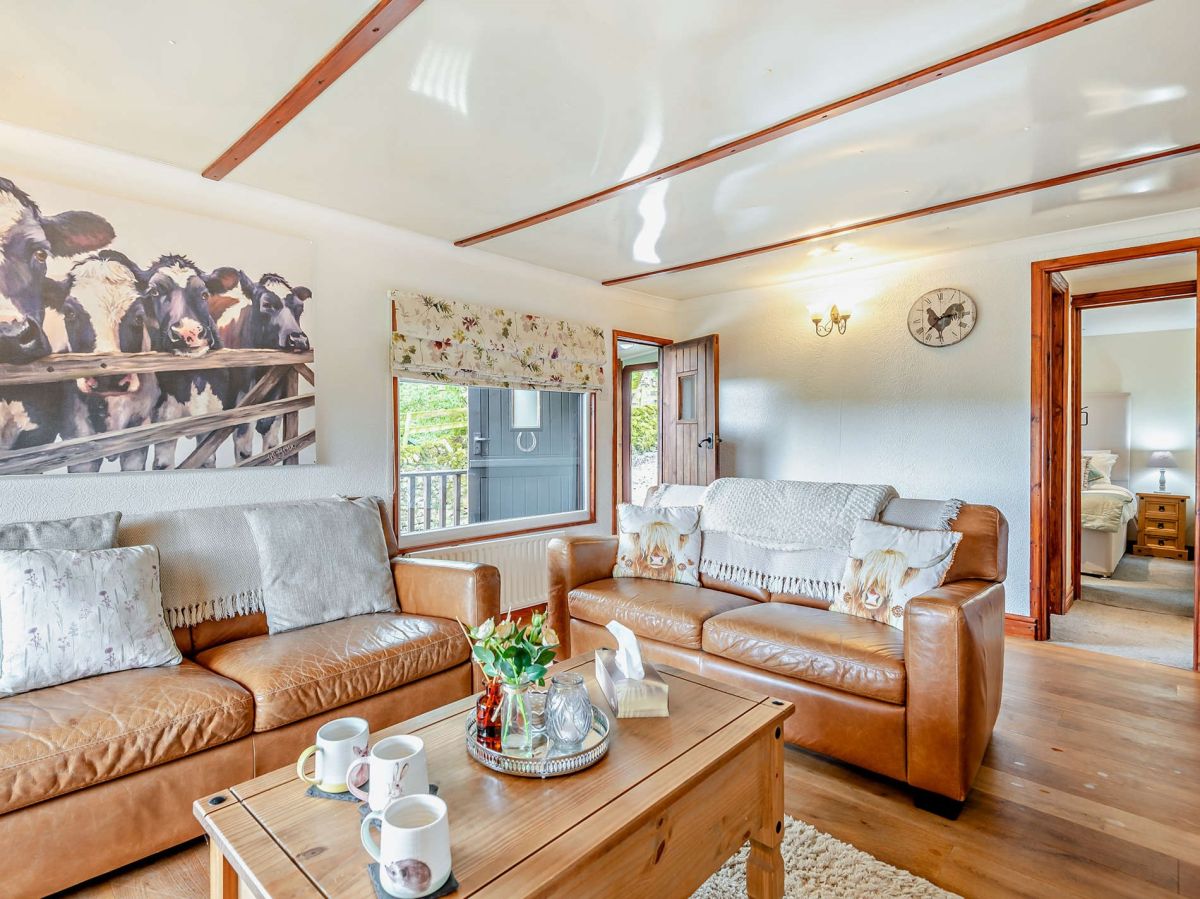 Hillsdale Lodge, listing photograph 8