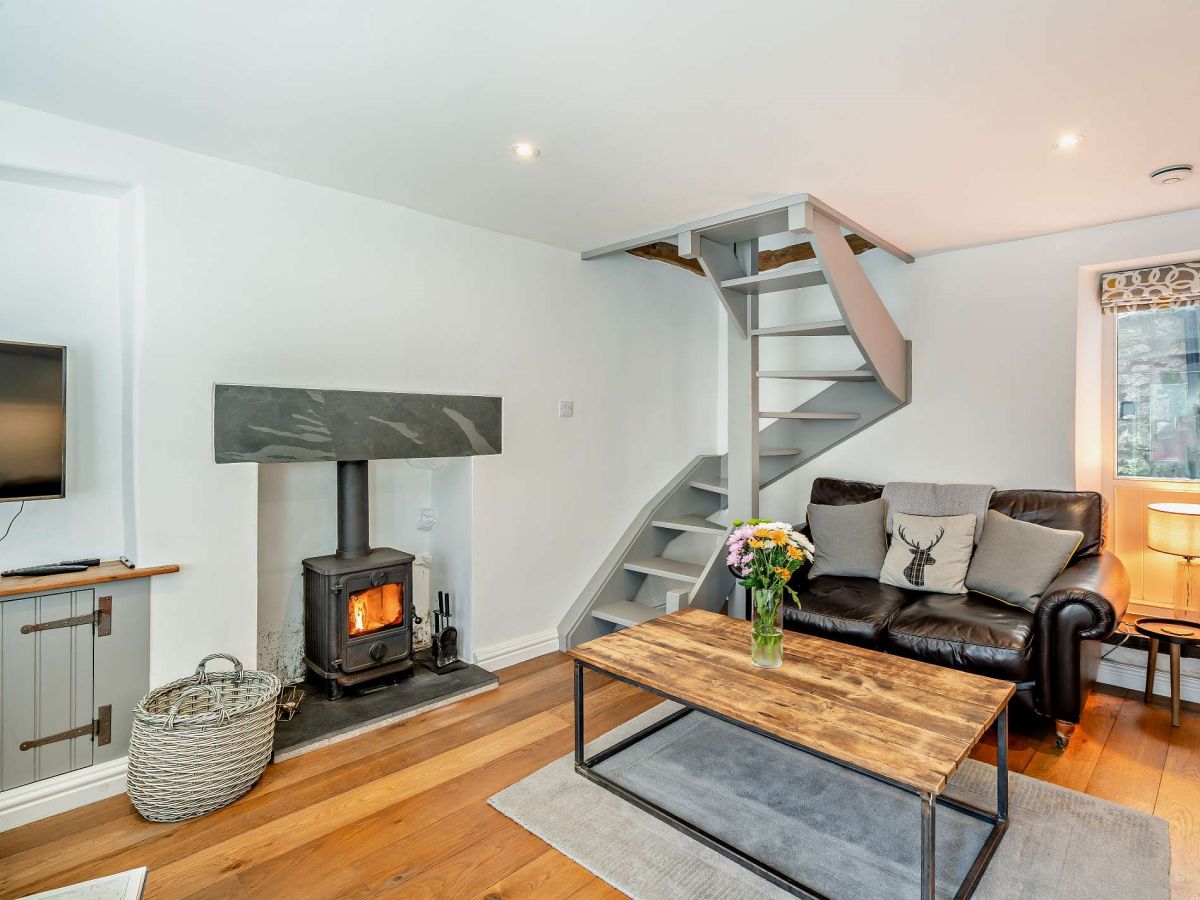 Cobble Cottage, listing photograph 3