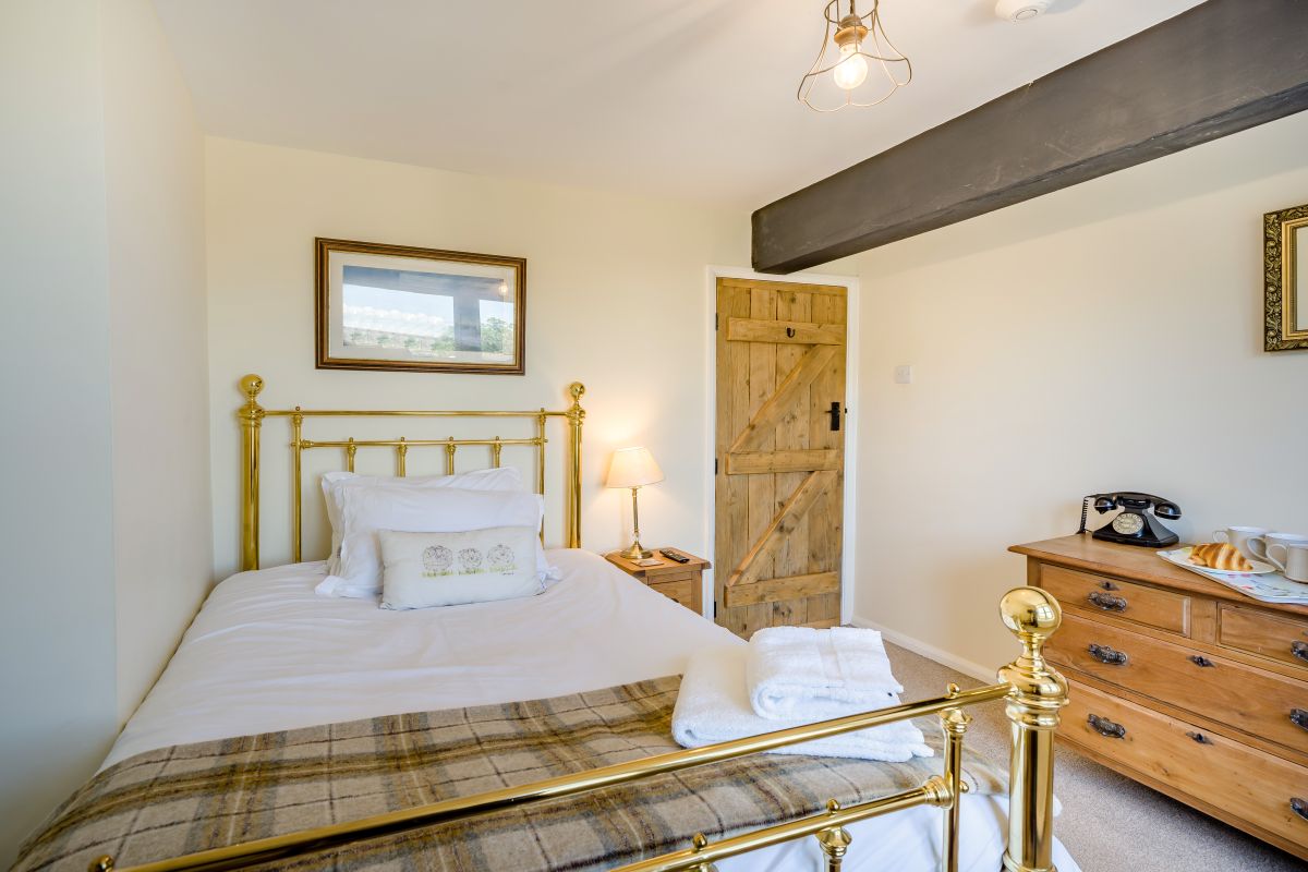 Chapel House, listing photograph 6