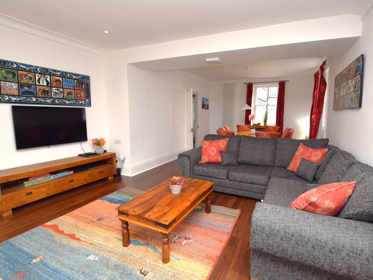 Eskin House, listing photograph 2