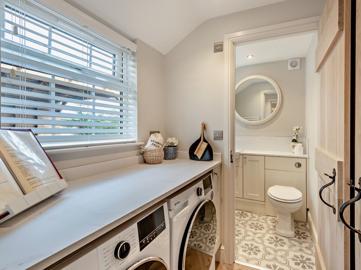 White Rose Cottage - Sunnyslack, listing photograph 12