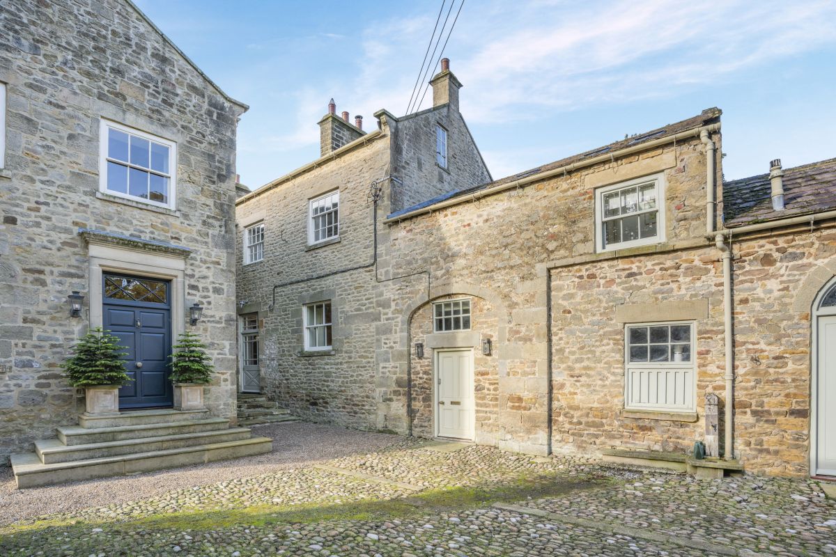 Gilling Lodge and Cottage, listing photograph 8