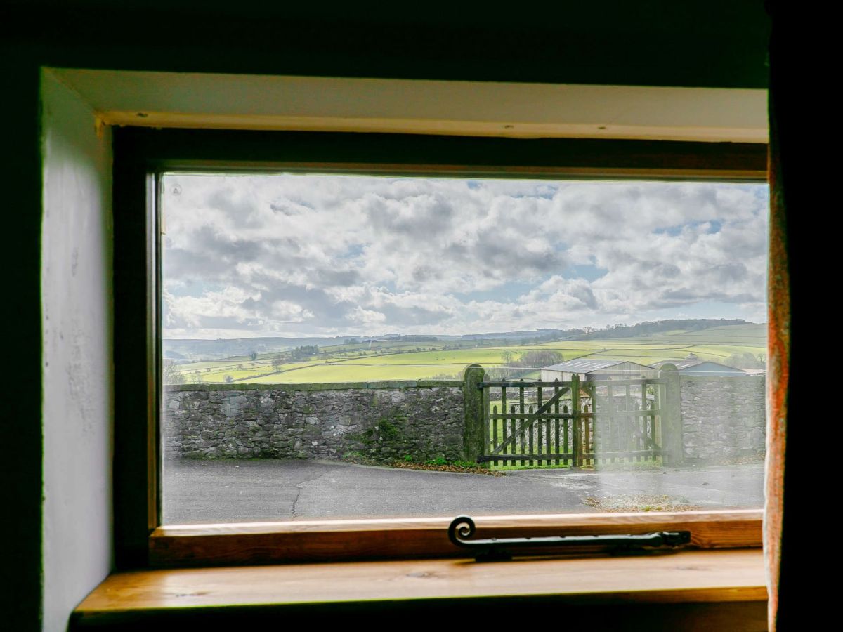 Barn Cottage - Lathkil Dale, listing photograph 7