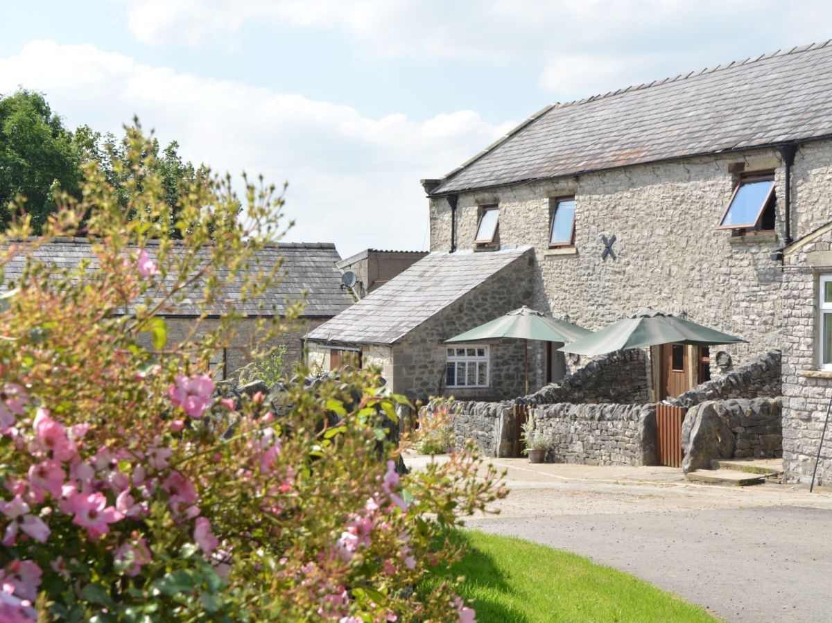 Meadow Cottage - Peak
