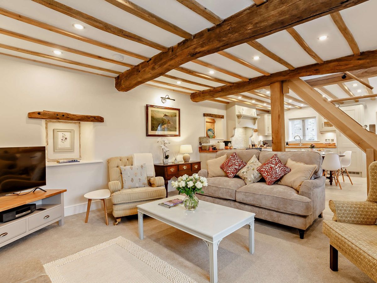 Norwood Cottage, listing photograph 2