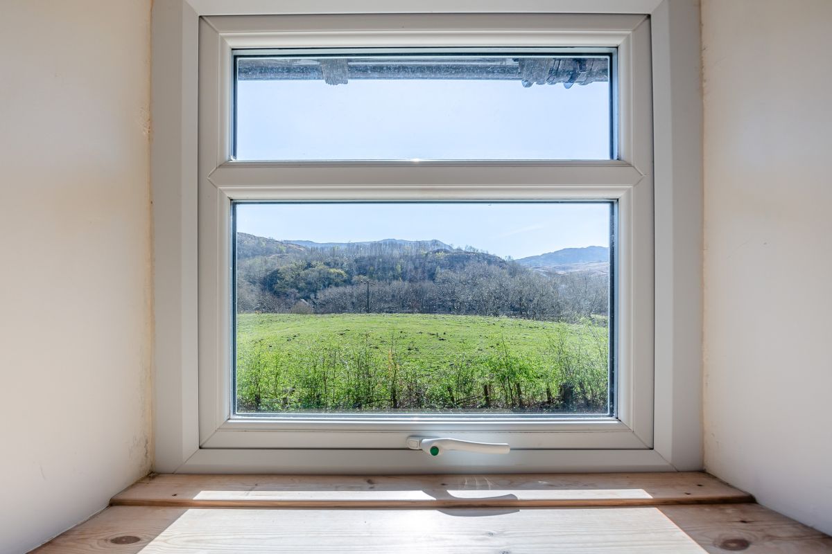 Moel Hebog Barn, listing photograph 7
