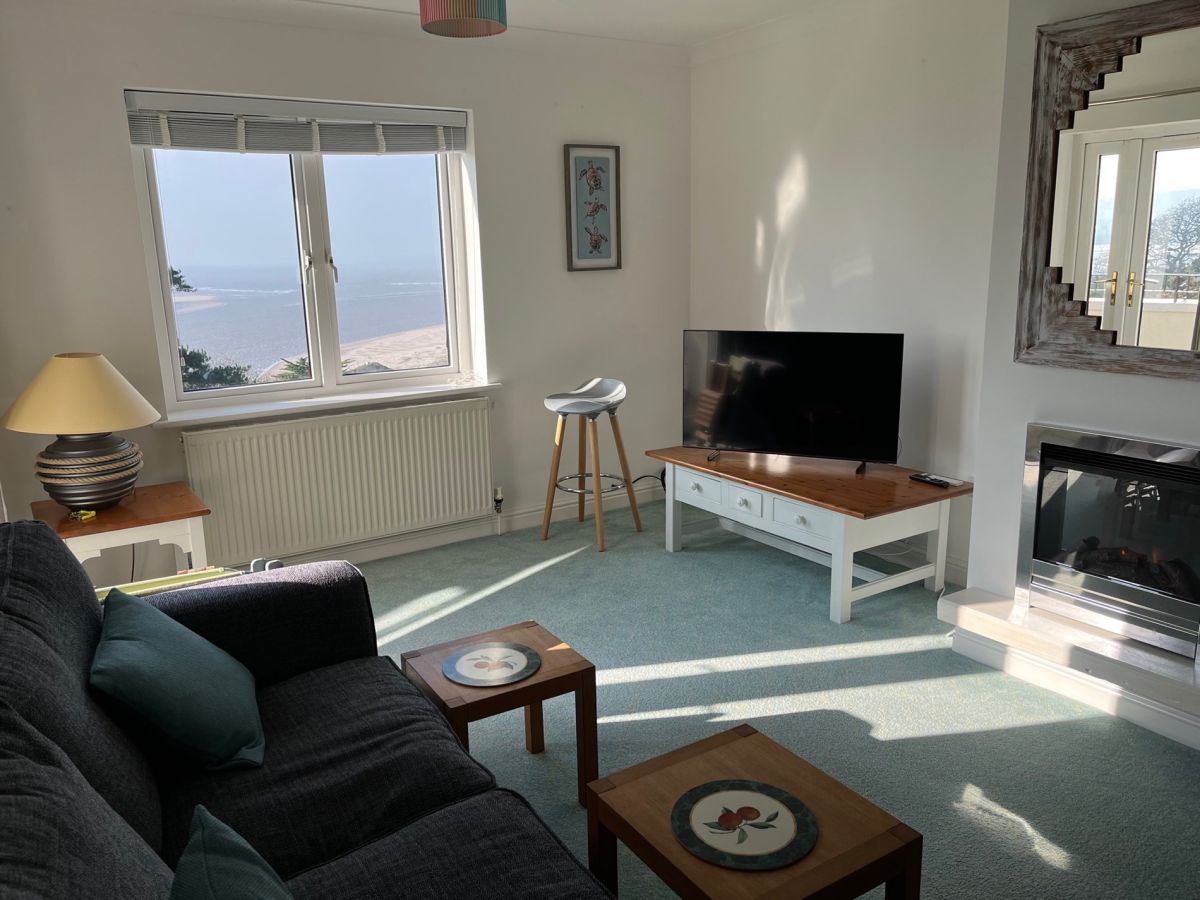 Seaside View, listing photograph 12