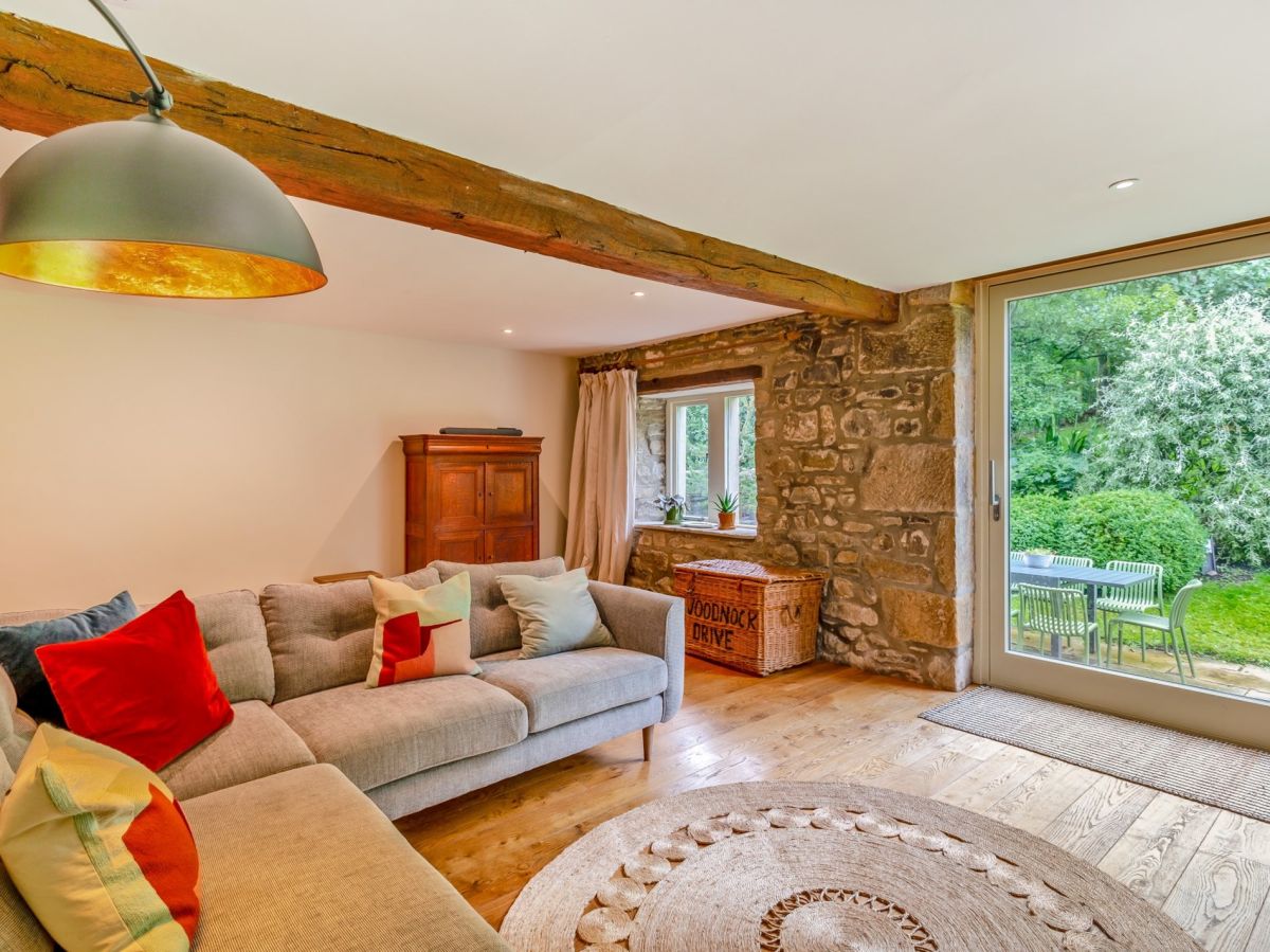 Shiers Barn, listing photograph 6
