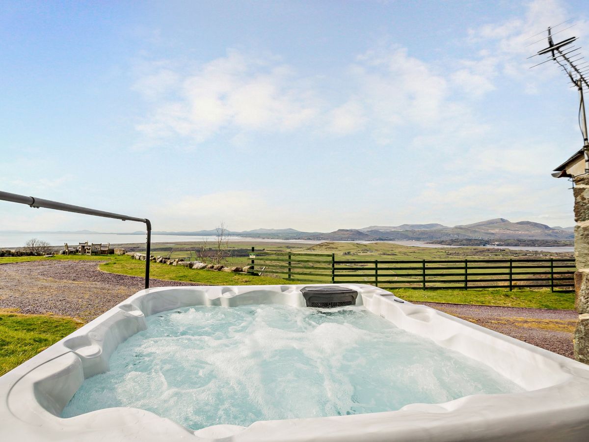 Harlech Retreat, listing photograph 2