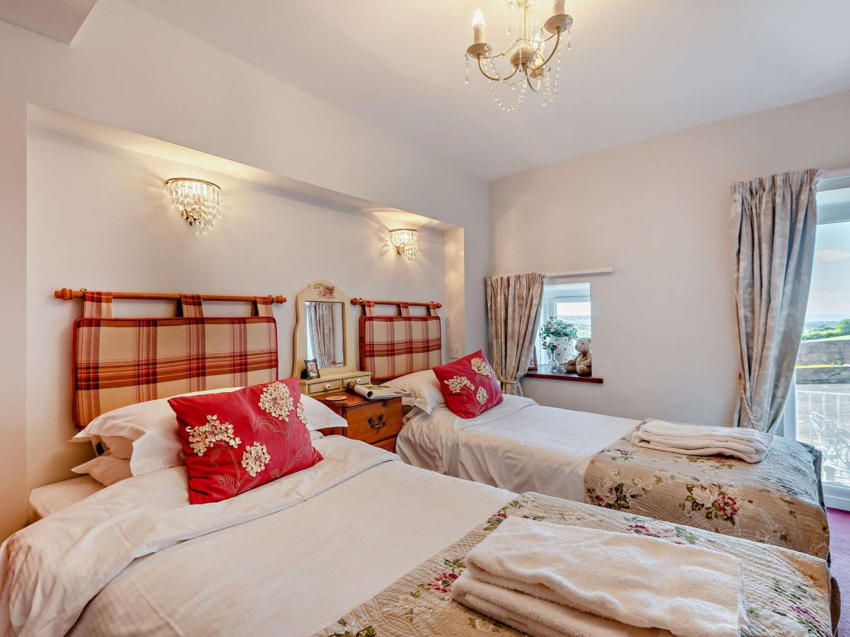 Rambling Rose Cottage - Daleside, listing photograph 12