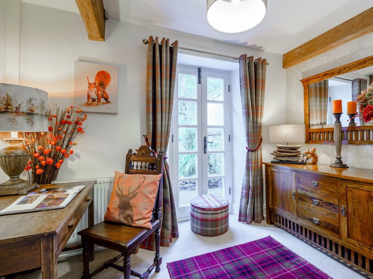 Nutwood Cottage, listing photograph 8