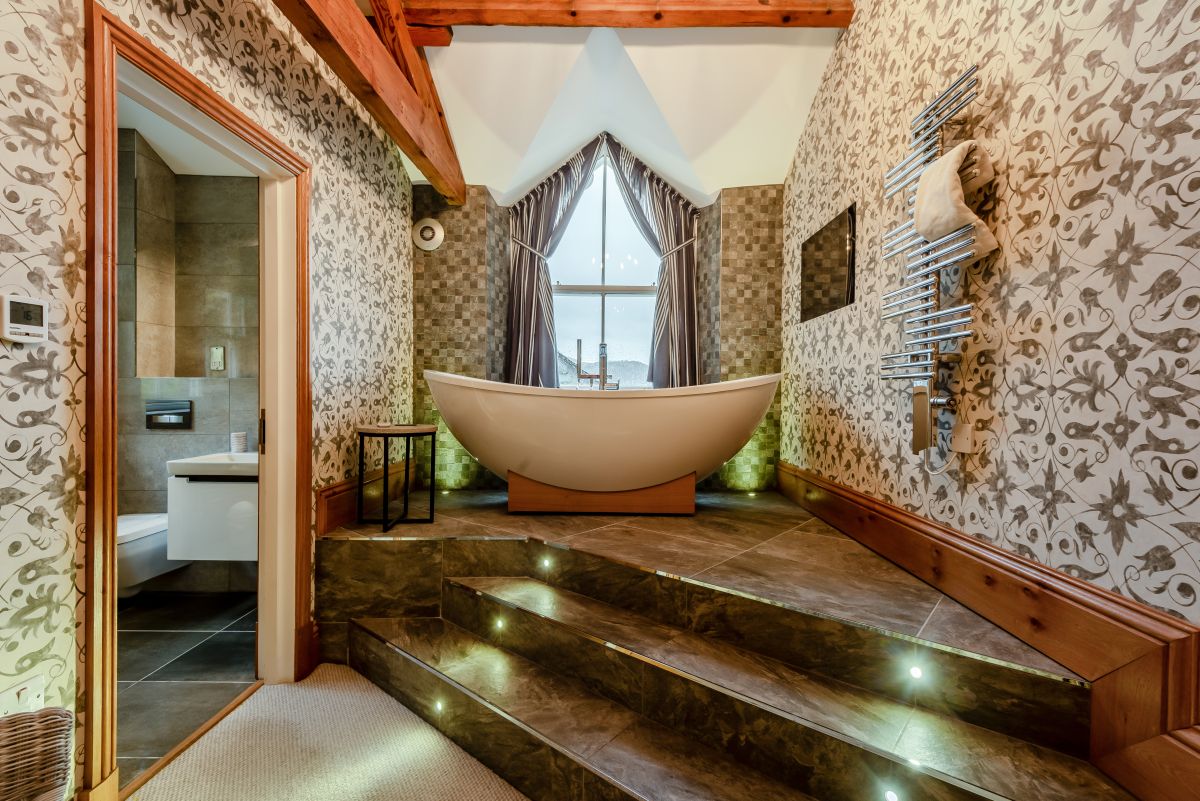 Waternook Estate, listing photograph 12