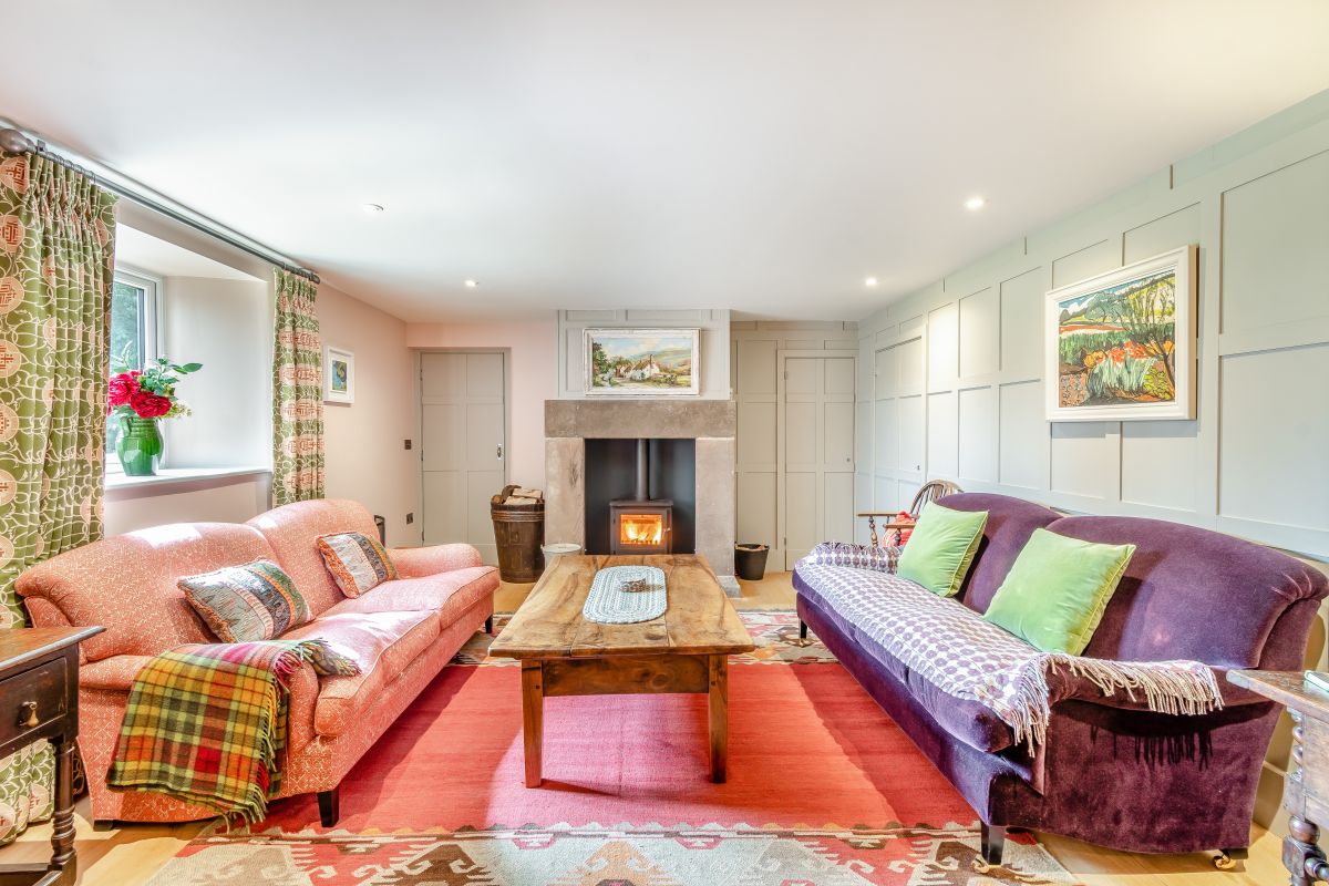 New Harborough Farm, listing photograph 5