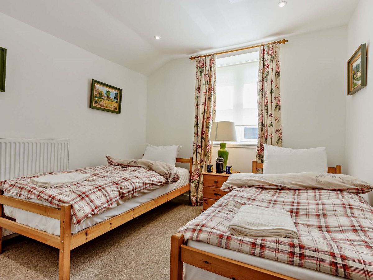 Ivy Cottage - Kilmonivaig, listing photograph 12