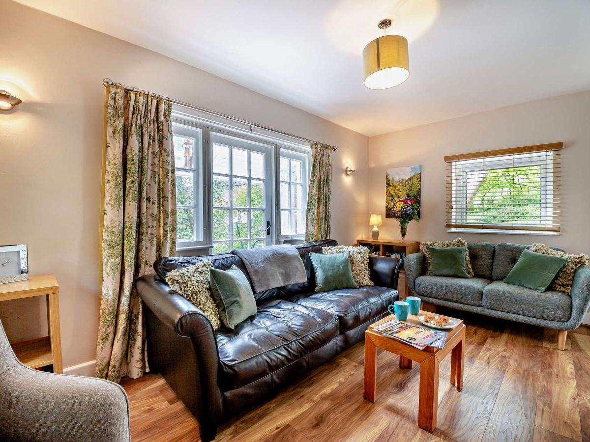 Bryn Llinos, listing photograph 3