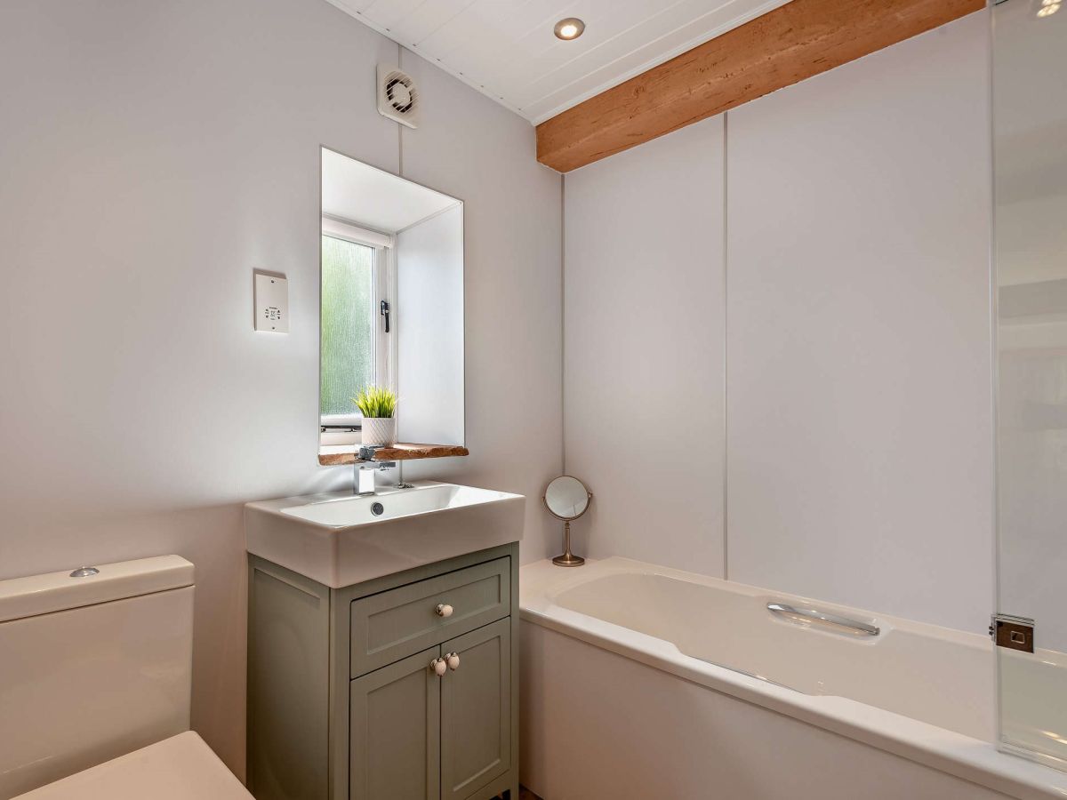 Cannon Croft, listing photograph 12