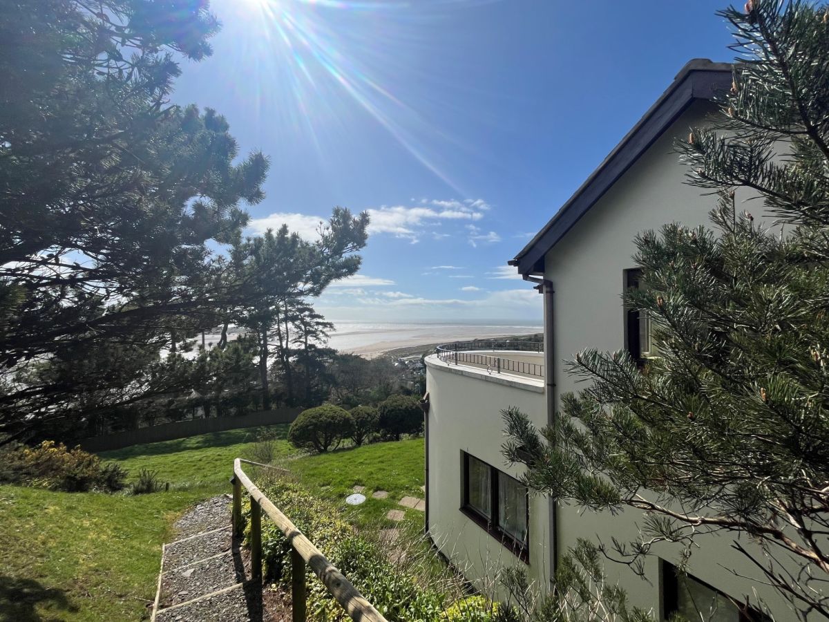 Seaside View, listing photograph 2