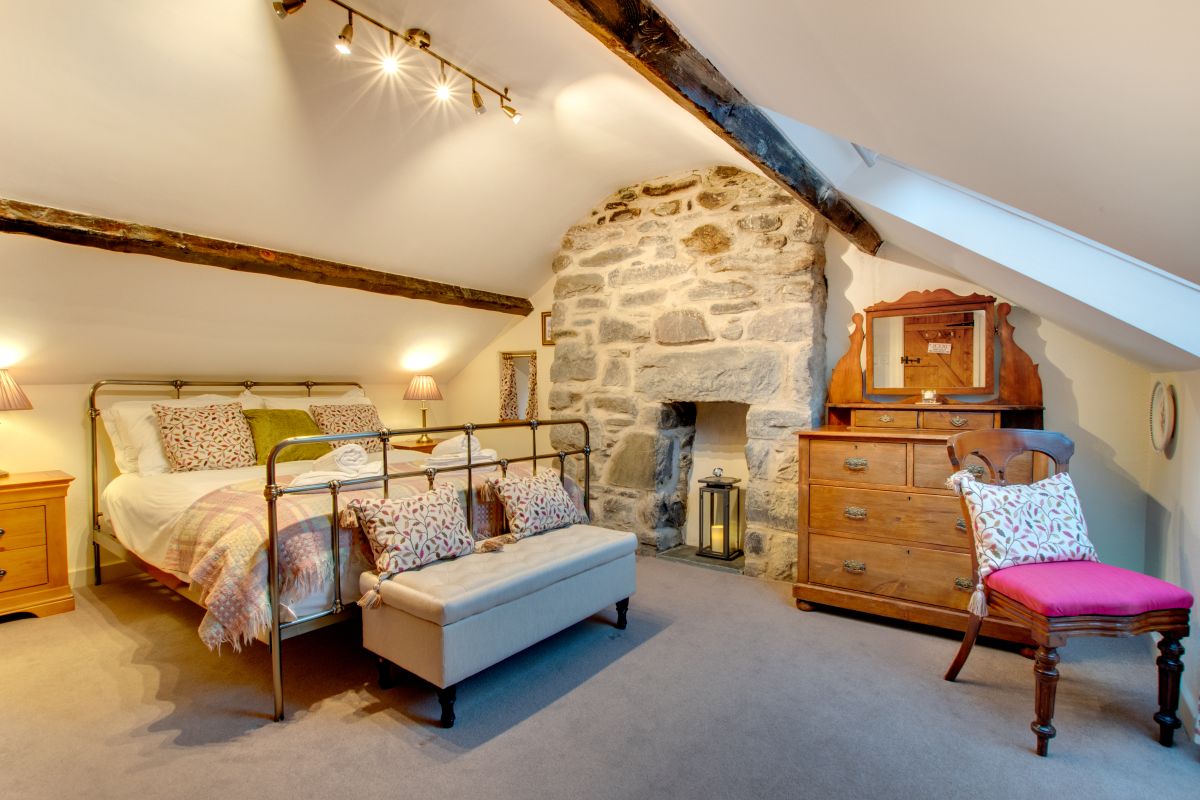 Ochr y Rhiw, listing photograph 9