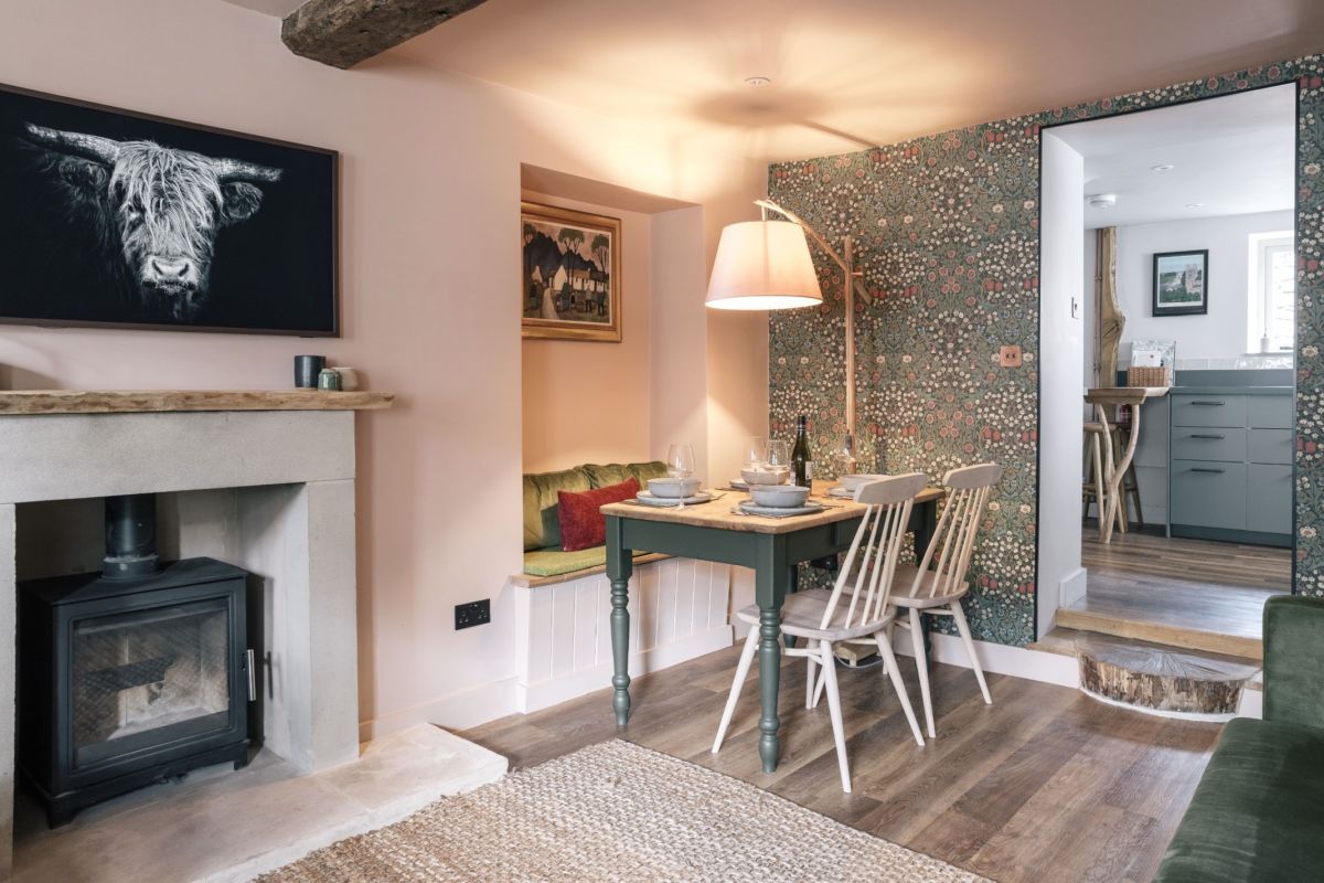 The Chairmakers Cottage, listing photograph 4
