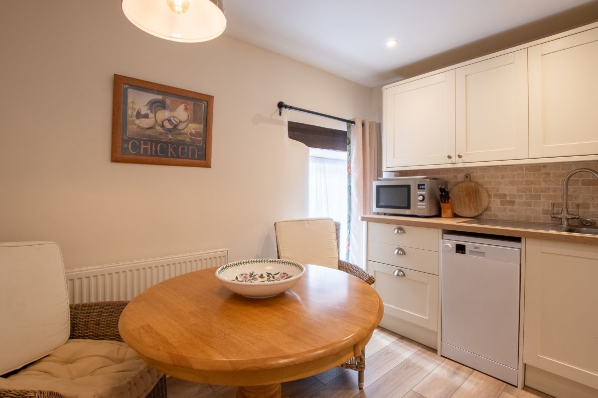 Shippon Cottage, listing photograph 9