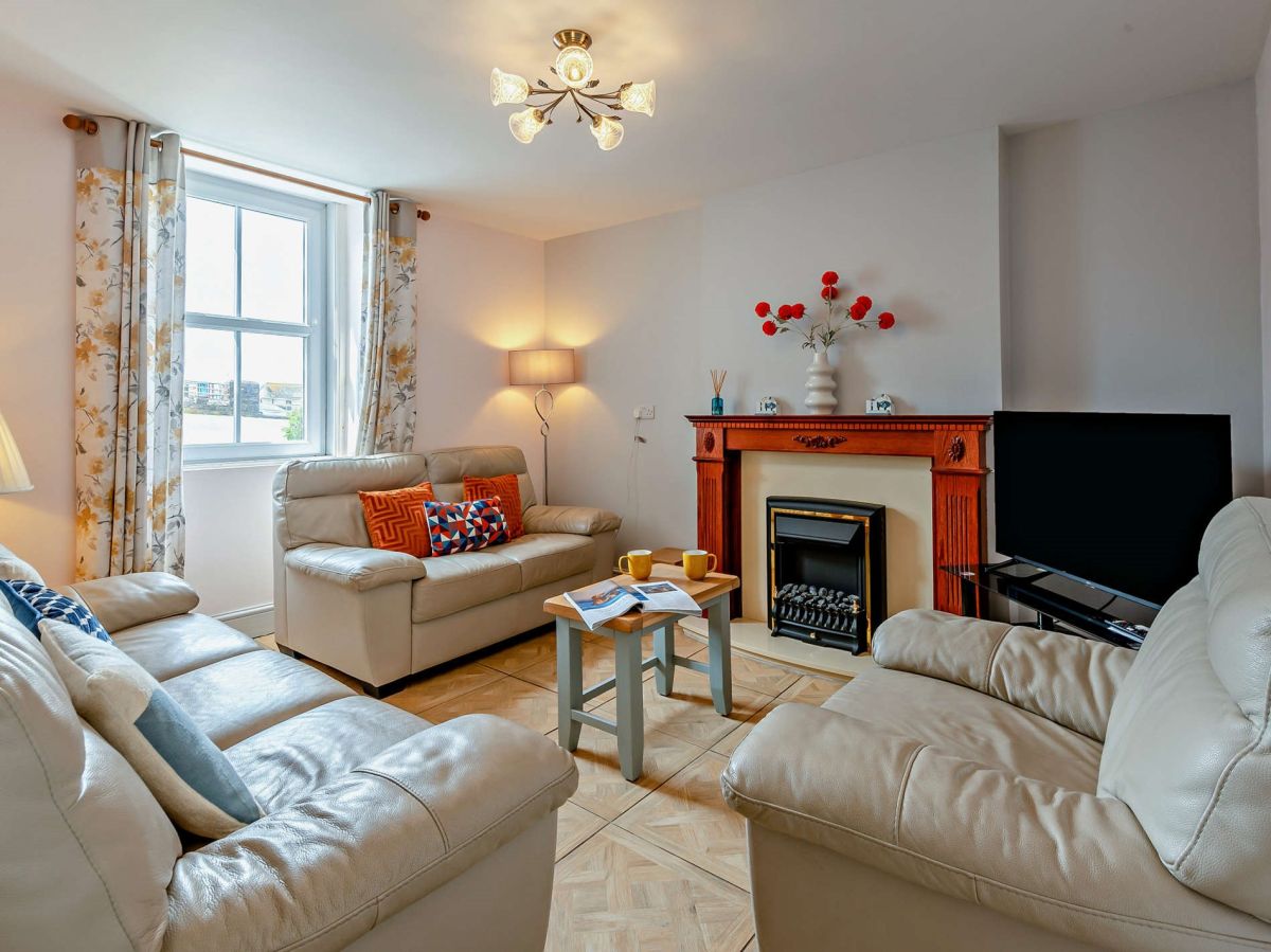 Bridge House - Allonby, listing photograph 2