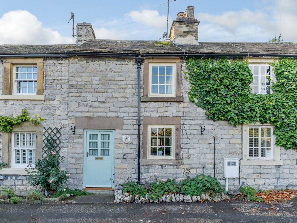 Jasmine Cottage - Ashford In The Water, listing photograph 2