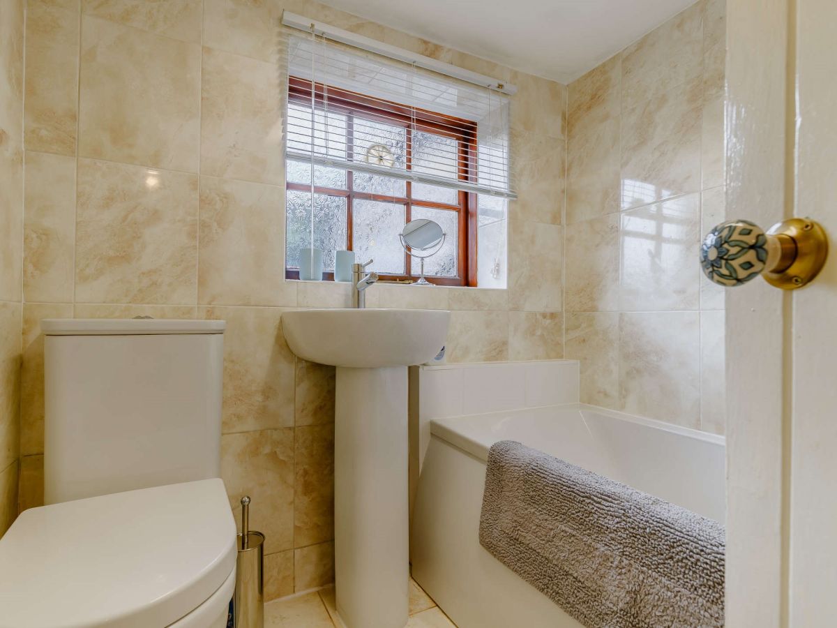 Jasmine Cottage - Ashford In The Water, listing photograph 10