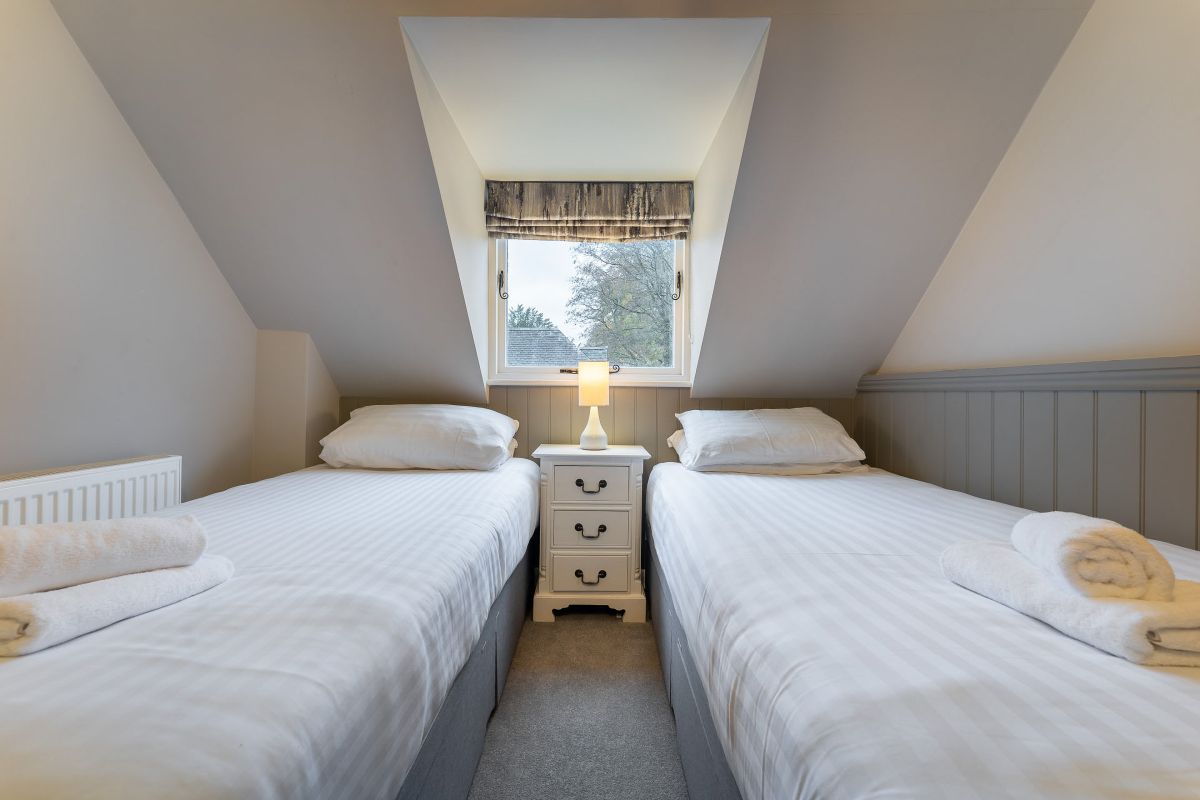 Coach House One, listing photograph 12