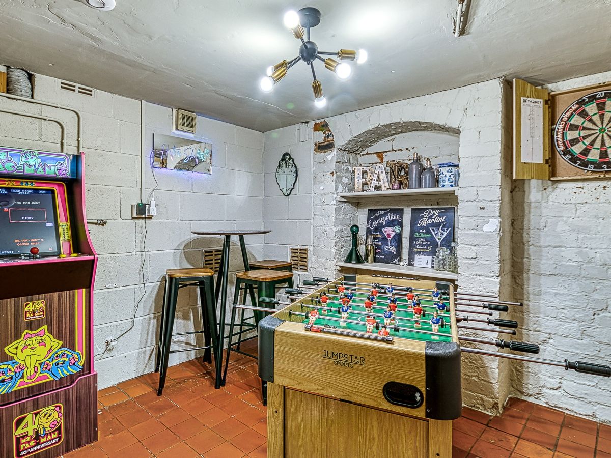 Matlock View, listing photograph 8