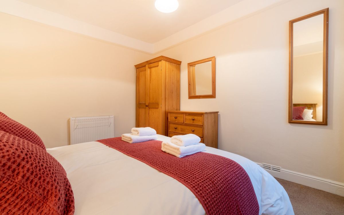 Derby Cottage, listing photograph 9