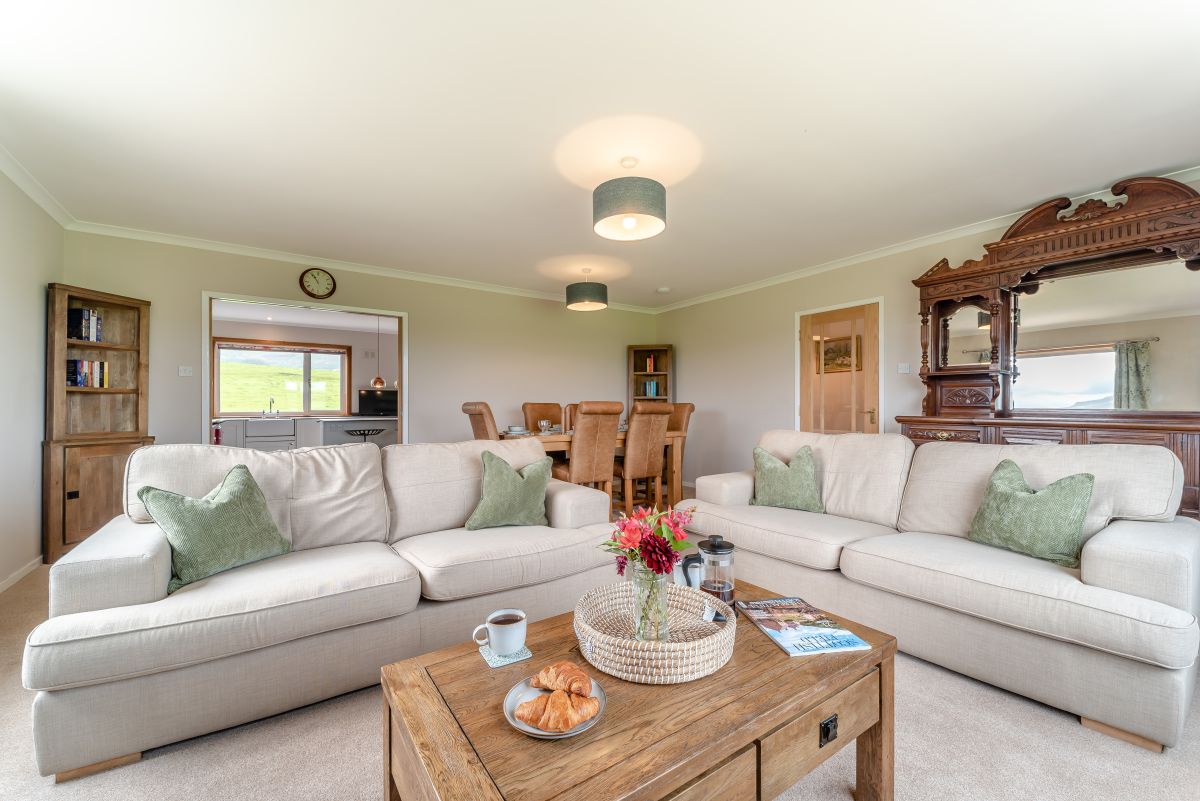 The Bungalow at Ballikinrain Farm, listing photograph 3