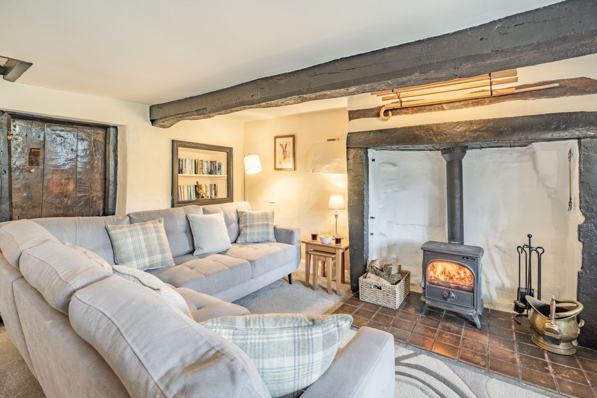 Low Arnside Cottage, listing photograph 3
