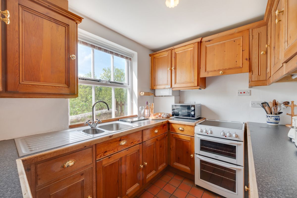 Knoll, listing photograph 7