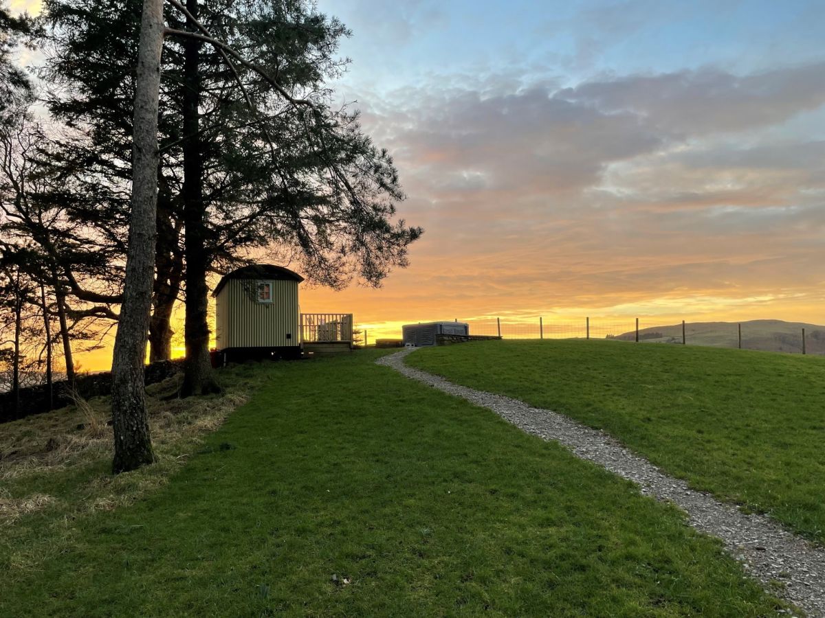 Height Of Winder Shepherds Hut, listing photograph 5
