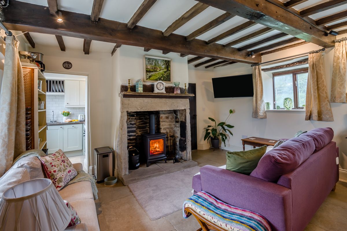 White House Cottage, listing photograph 3