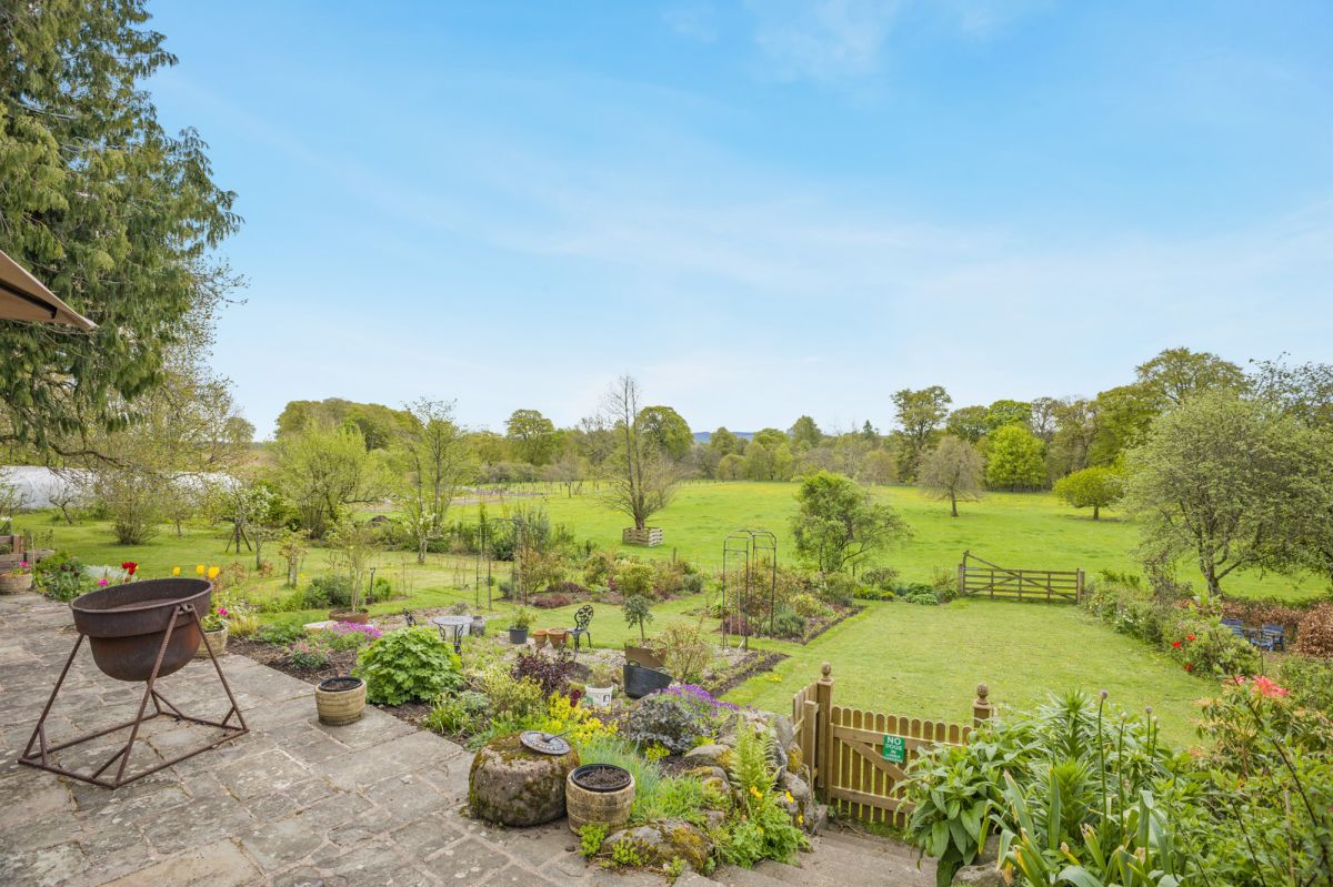 Wester Campsie Farmhouse, listing photograph 5