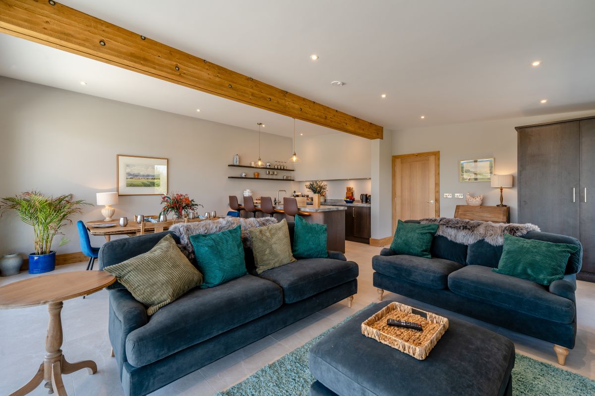 Owl Cottage - The Wood