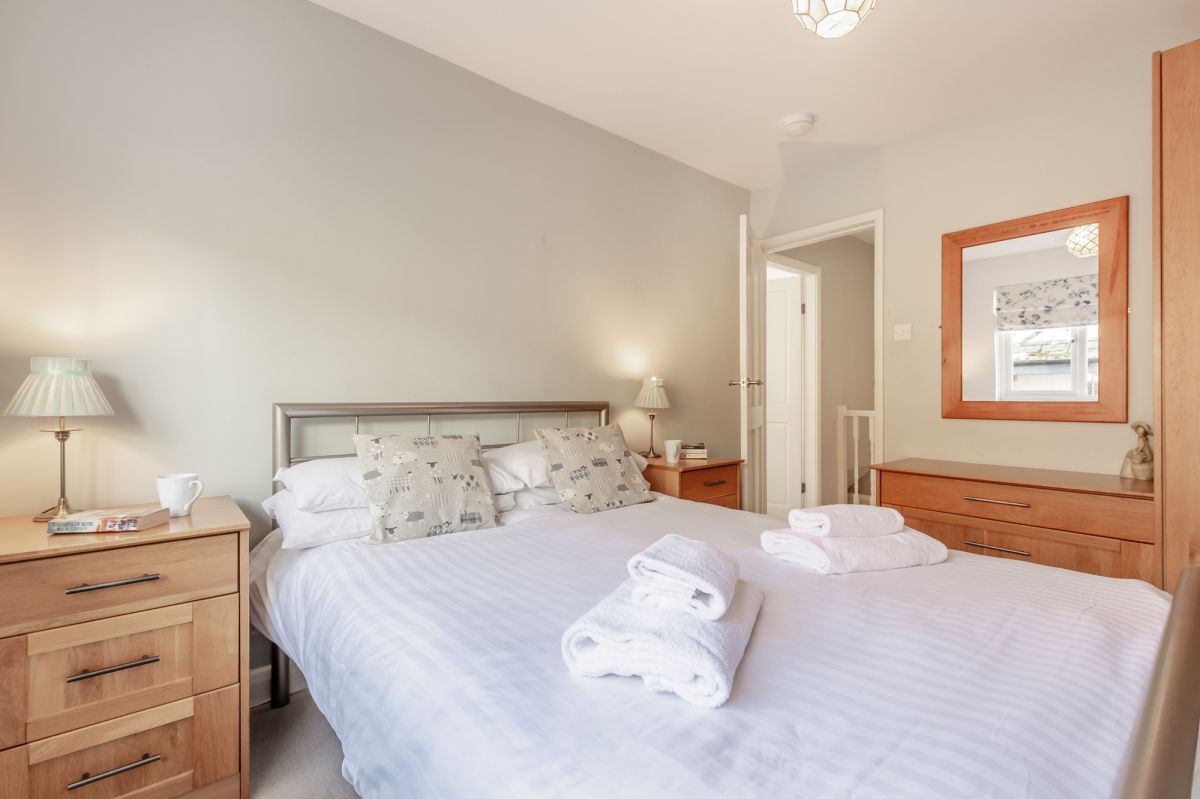 The Briars, listing photograph 11