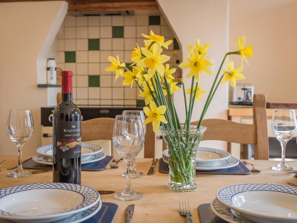 Dovedale Cottage, listing photograph 4