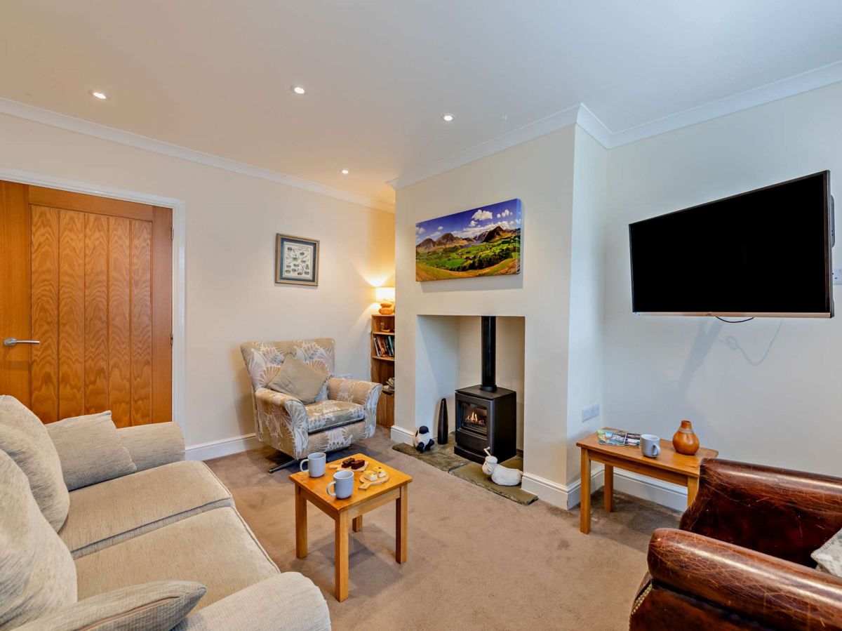 4 Catherine Cottages, listing photograph 4