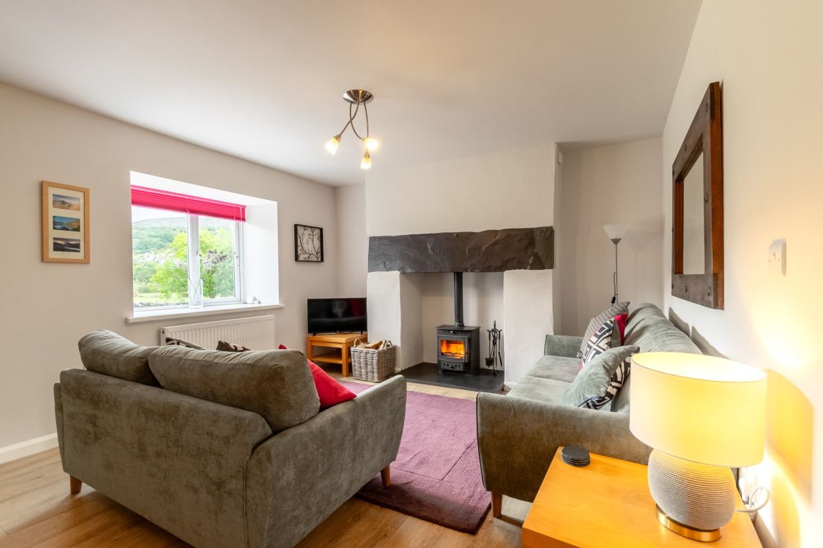 Carreg Cottage, listing photograph 2