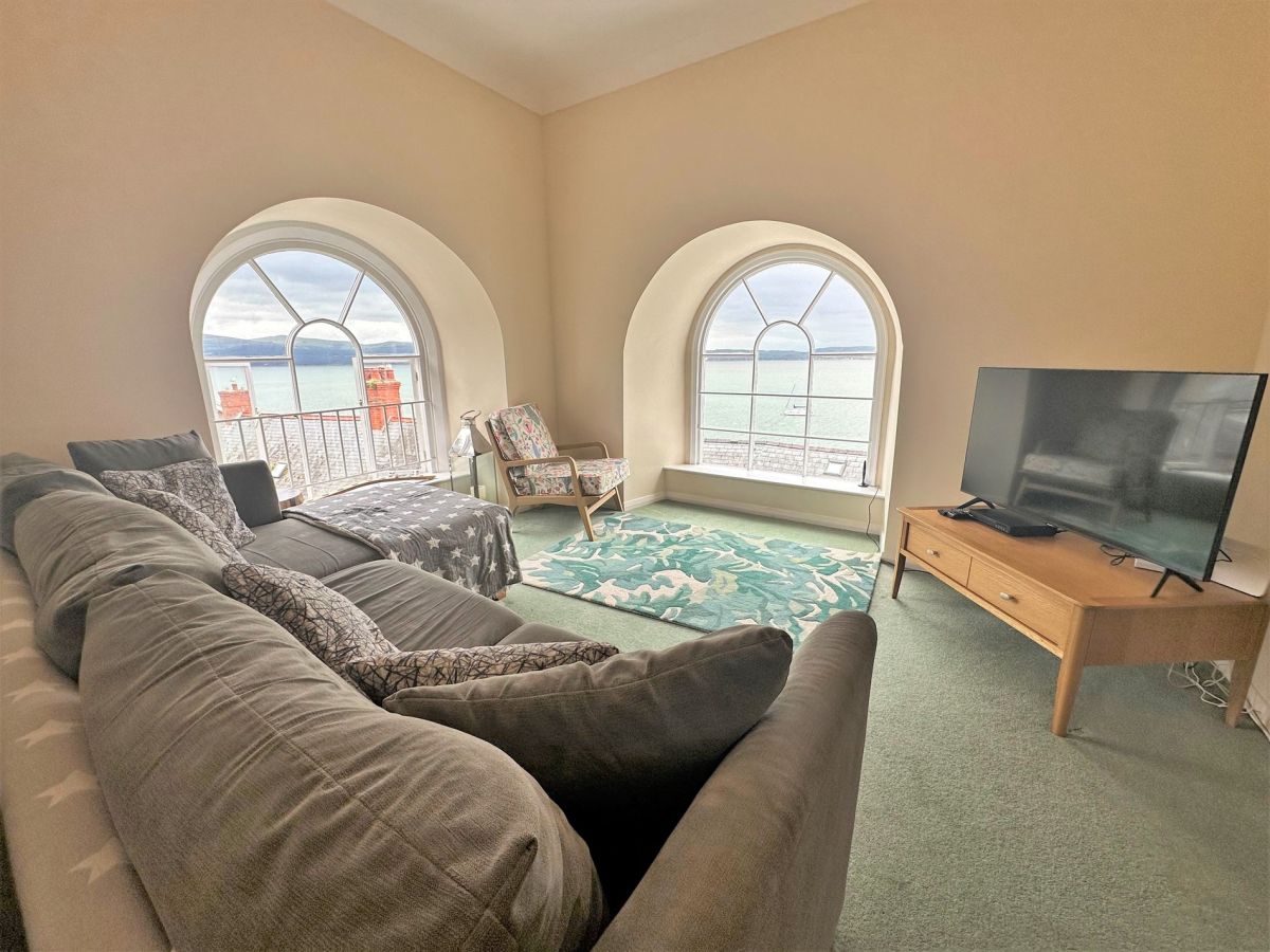 6 Tabernacl Apartment, listing photograph 2