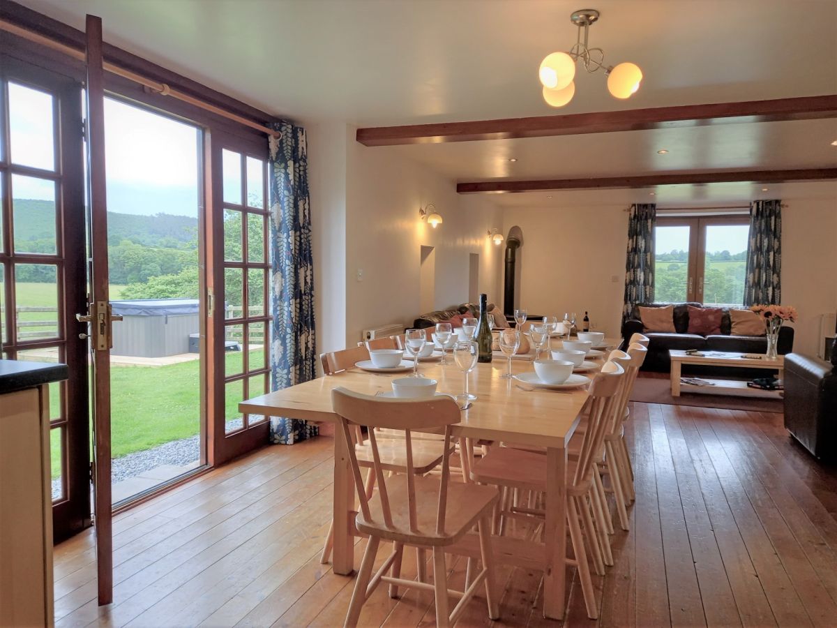 Rhydins Fawr, listing photograph 4