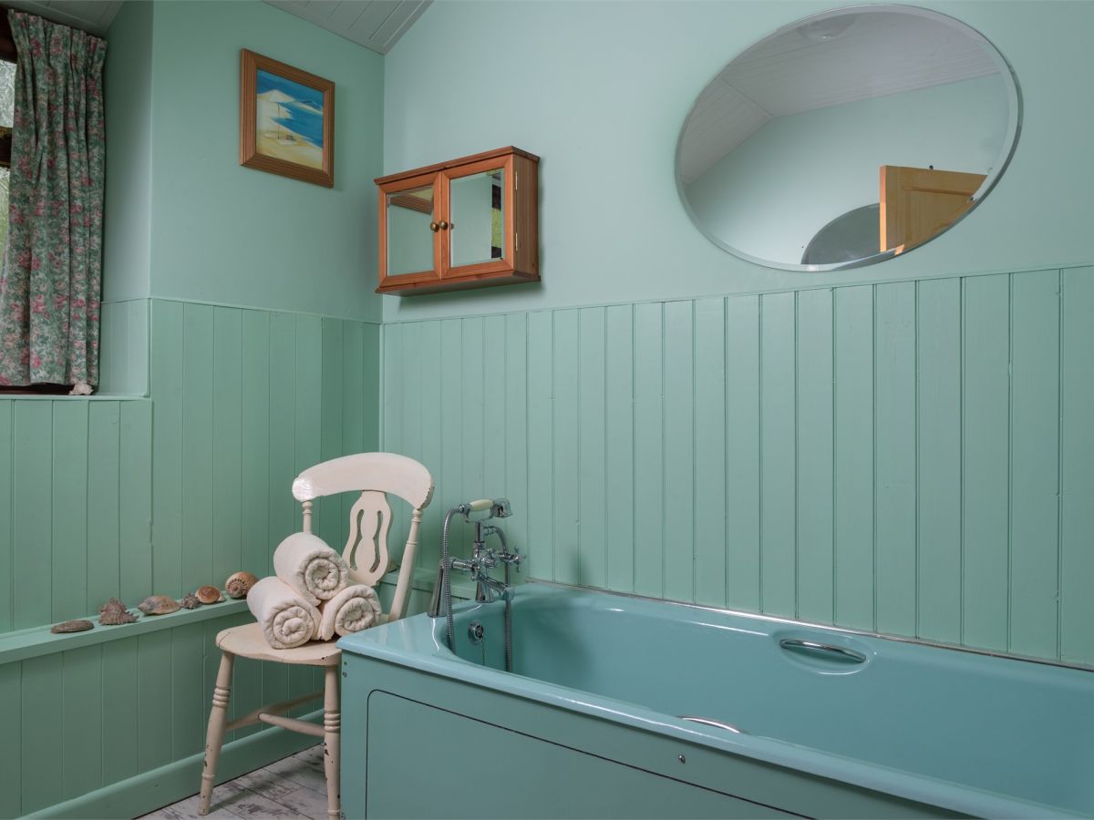Old Mill Cottage, listing photograph 12