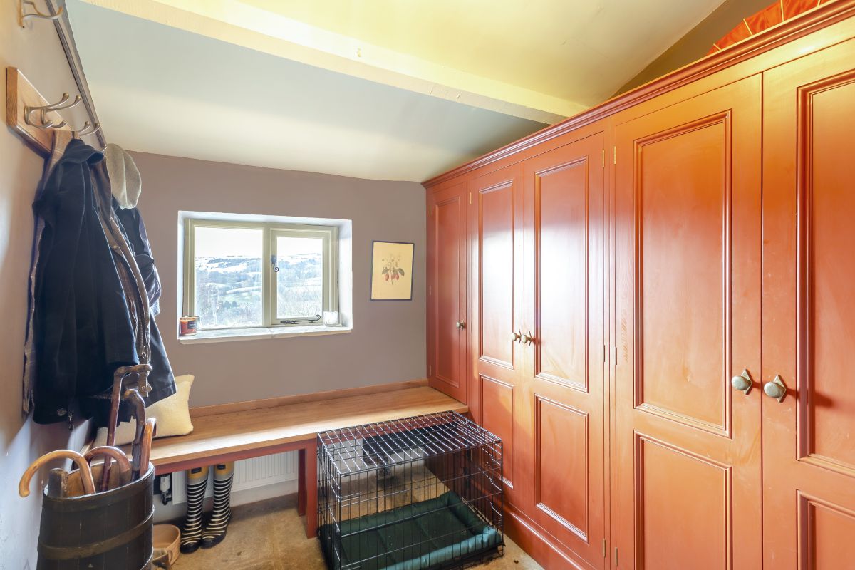 Sparrow Hawk Farm, listing photograph 6