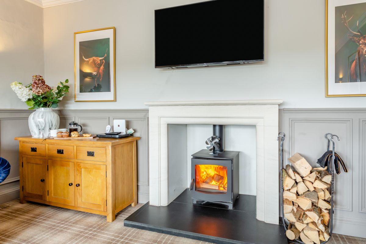 Haven House, listing photograph 9