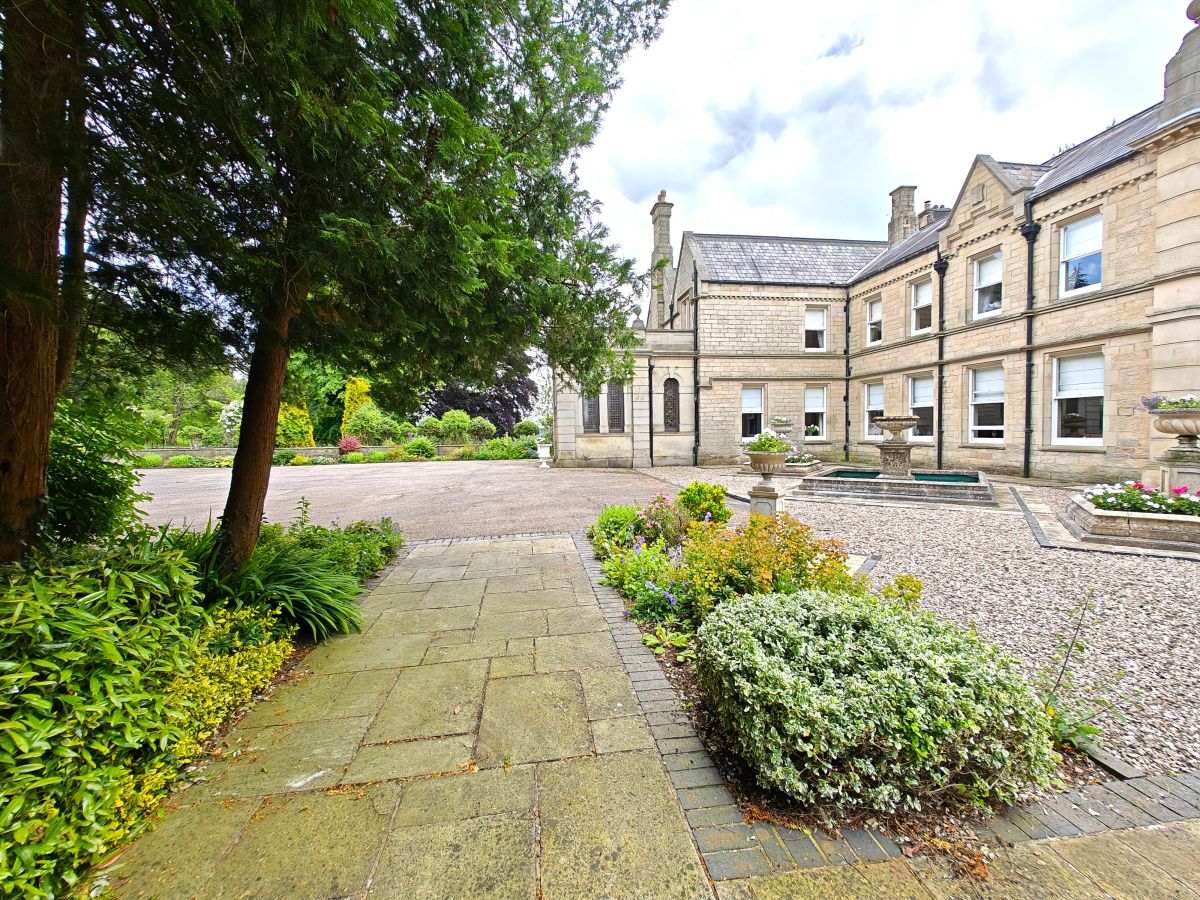 Stancliffe Hall, listing photograph 3