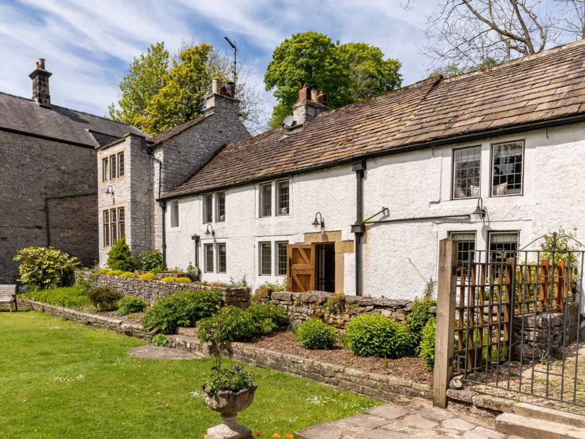 The White Cottage