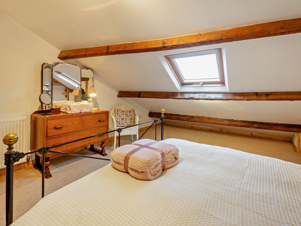 Caer Bach, listing photograph 11